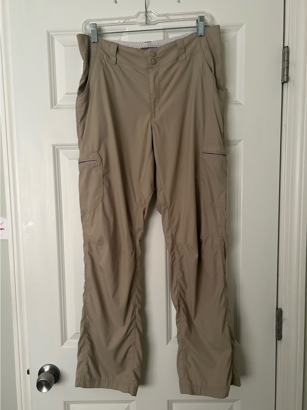 LL Bean Vista Trekking Pants Khaki Cargo Hiking Roll Tab Stretch Women's 10.